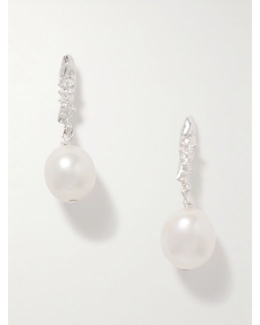 Alighieri The Lustre Of Moon Recycled Pearl Earrings
