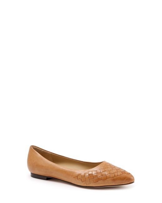 Trotters Estee Pointed Toe Flat