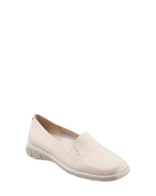 Trotters Universal Loafer