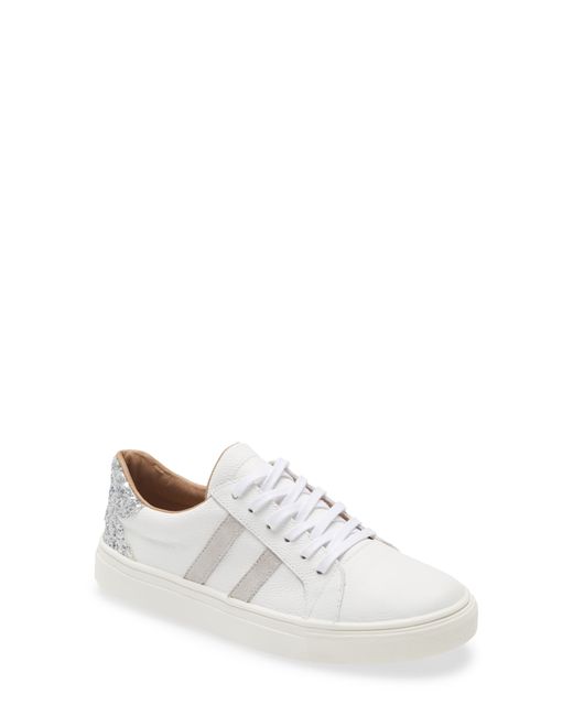 Kaanas Christopher Side Stripe Lace-Up Sneaker in at Nordstrom