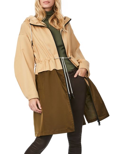 Bernardo Two-Tone Long Hooded Raincoat Large in Caramel/Fall Field at