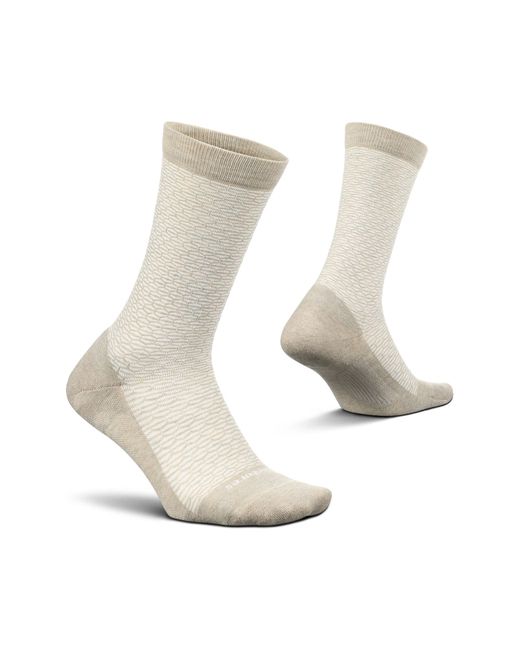 Feetures Texture Cushion Crew Socks in at