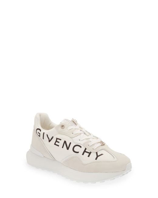 Givenchy Giv Runner Sneaker in at