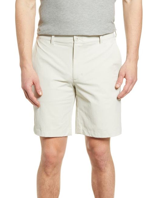 Vineyard Vines On-The-Go Waterproof Performance Shorts in at