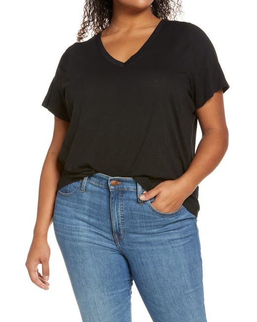 Madewell Whisper Cotton V-Neck T-Shirt in at