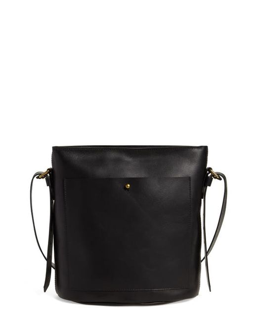Madewell The Transport Leather Bucket Bag in at