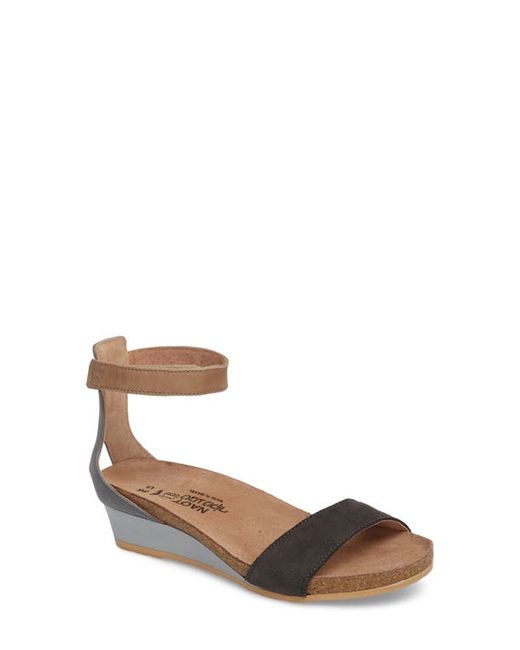 Naot Pixie Sandal in at
