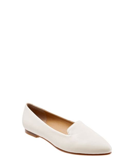 Trotters Harlowe Pointed Toe Loafer in at
