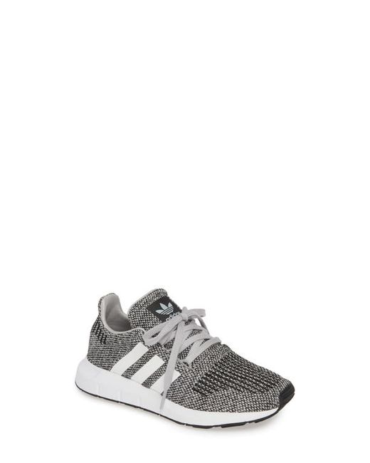Adidas Swift Run Sneaker in Grey/White at