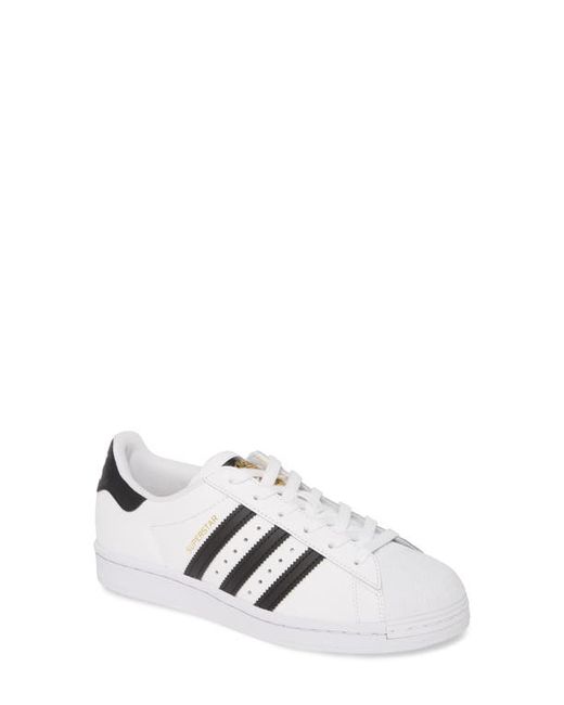 Adidas Superstar Sneaker in Core Black at 10