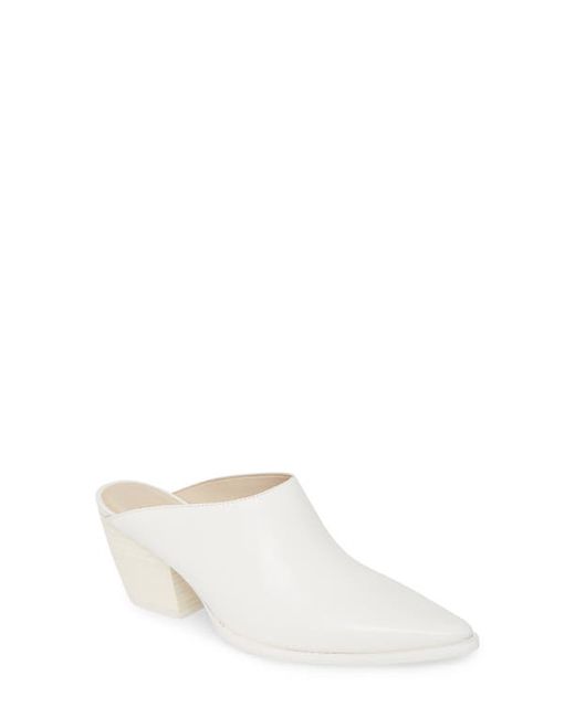Matisse Cammy Pointy Toe Mule in at