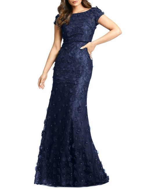 Mac Duggal Appliqué Lace Trumpet Gown in at