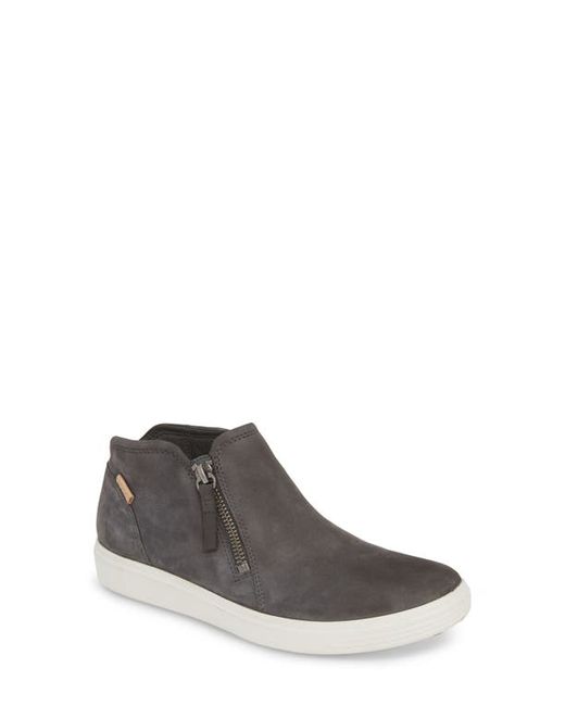 Ecco Soft 7 Mid Top Sneaker in at