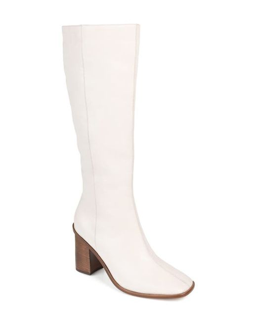 Journee Signature Tamori Leather Boot in at