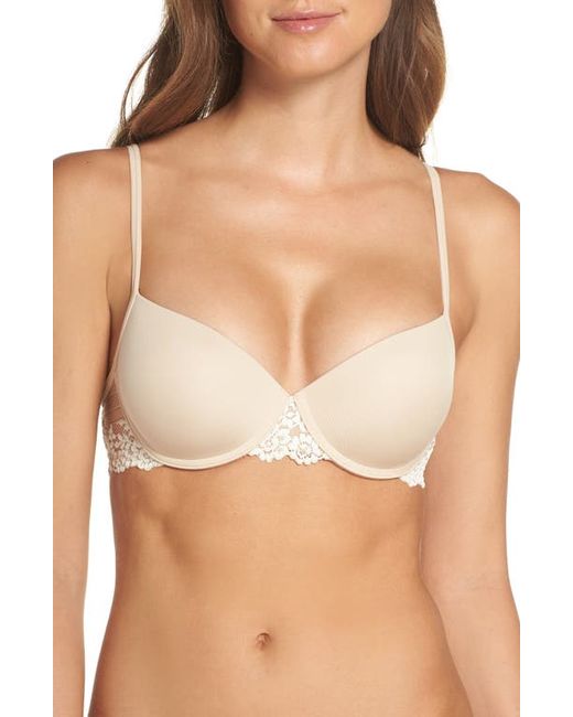Wacoal Embrace Lace Push-Up Bra in at