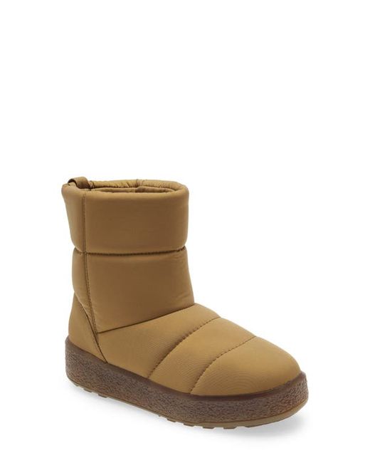 Madewell The Toasty Puffer Boot in at