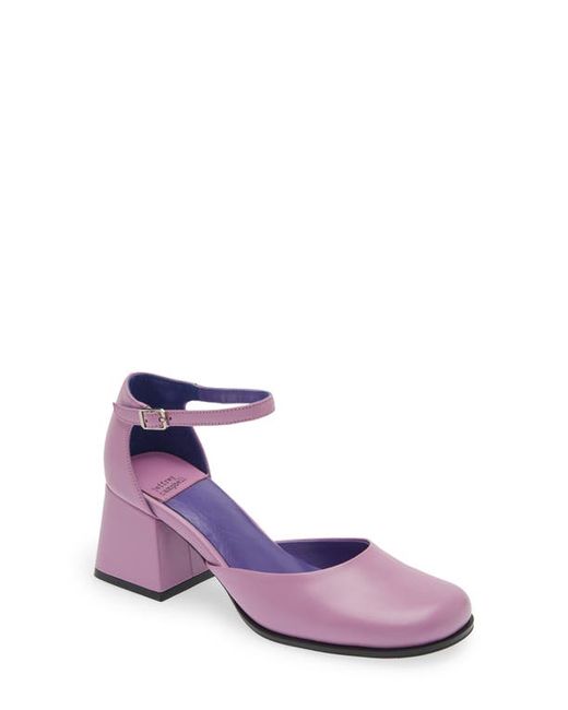Jeffrey Campbell Spelling Pump in at