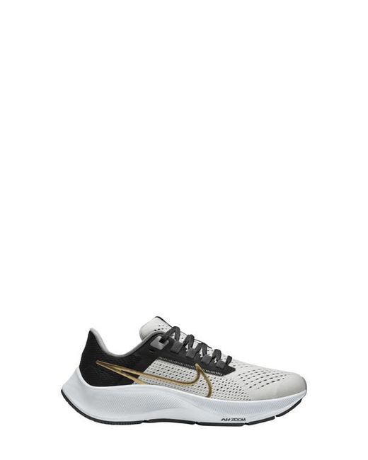 Nike Air Zoom Pegasus 38 Sneaker in Photon Dust/Gold/Grey at