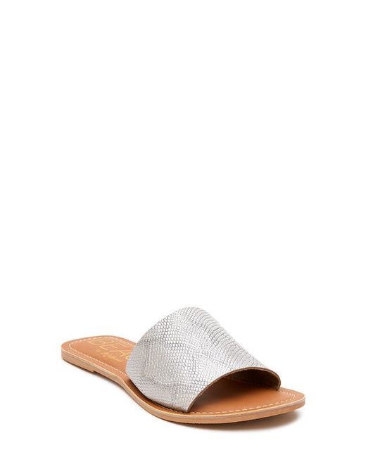Beach By Matisse Coconuts by Matisse Cabana Slide Sandal in at