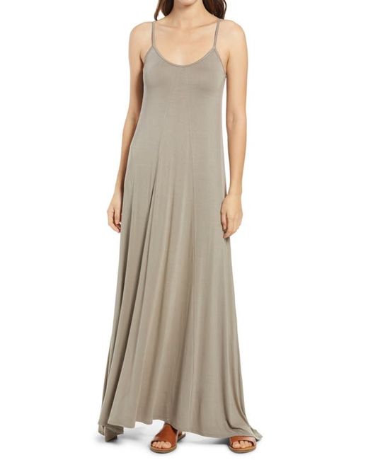Loveappella Maxi Dress in at