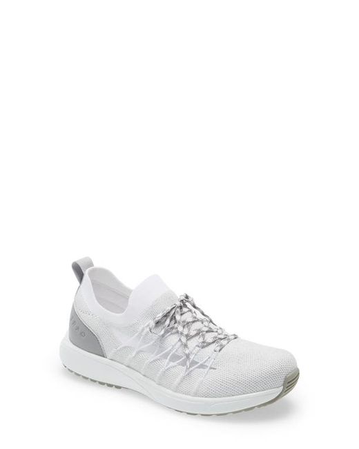 Traq By Alegria Synq 2 Knit Sneaker in at