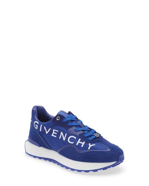 Givenchy GIV Runner Sneaker in at