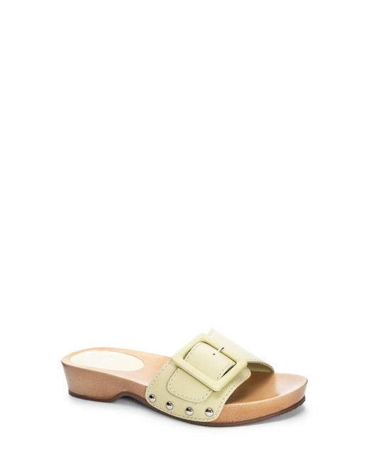 Chinese Laundry Buckle Sandal in at