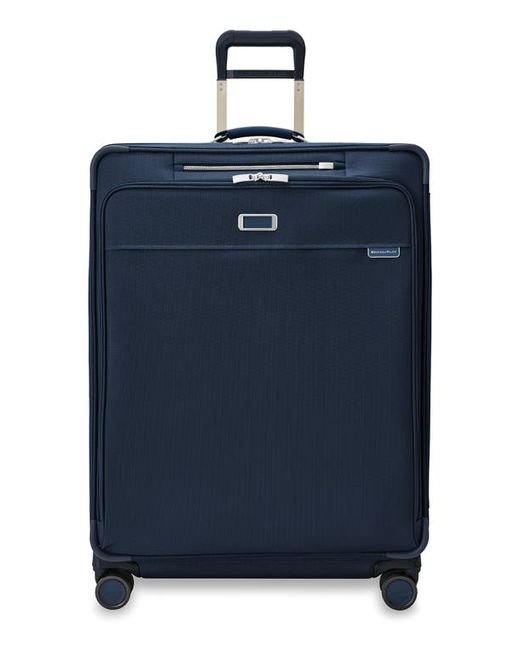 Briggs & Riley Baseline Extra Large Expandable Spinner Suitcase in at
