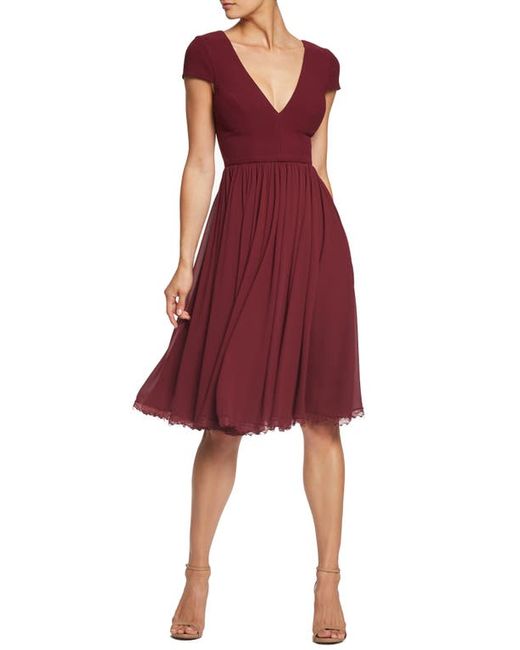 Dress the population Corey Chiffon Fit Flare Cocktail Dress in at