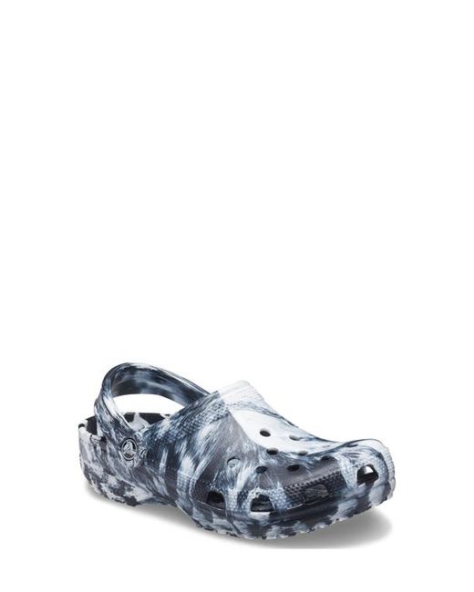 Crocs Classic Marble Clog in Oxygen at 9