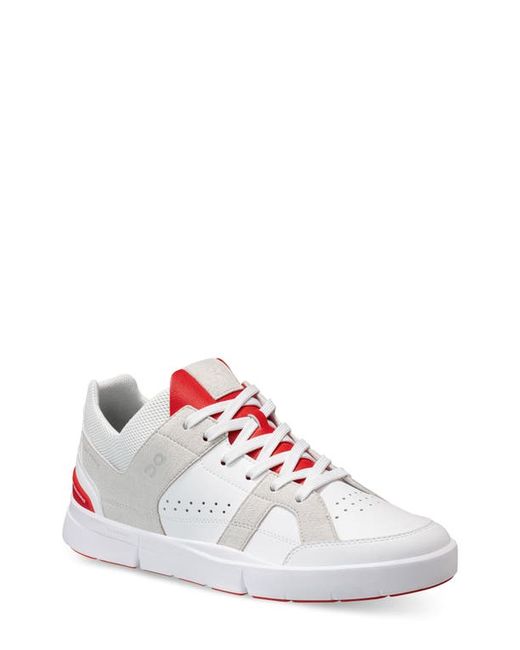 On THE ROGER Clubhouse Tennis Sneaker in White at