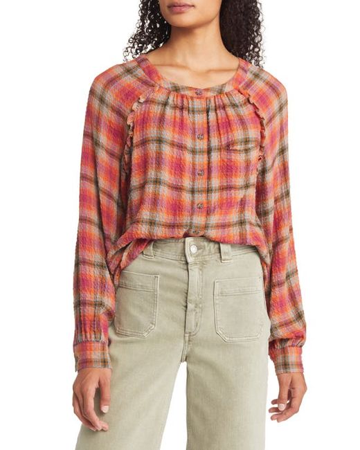 Beach Lunch Lounge Plaid Crinkle Texture Blouse in at