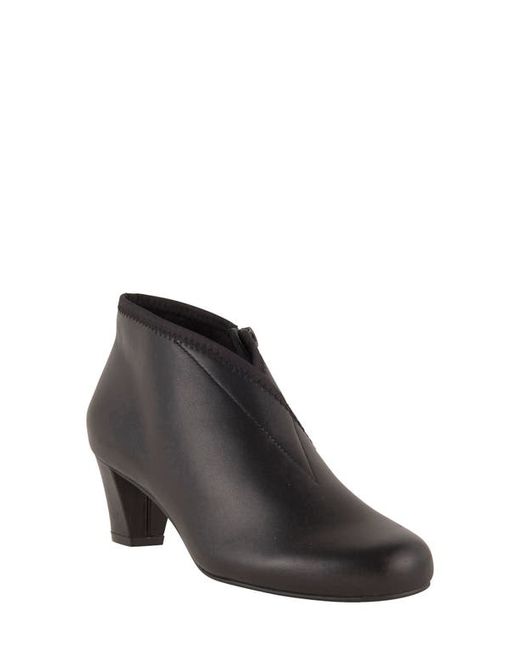 David Tate Anna Bootie in at