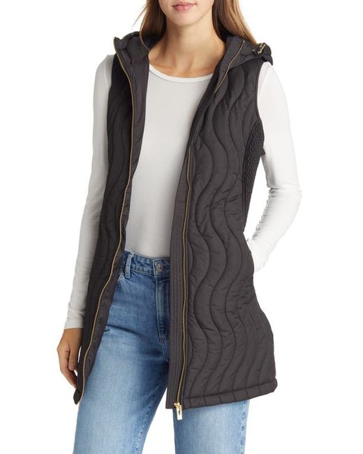 Via Spiga Hooded Wave Quilted Water Repellent Vest in at