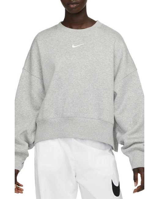 Nike Fleece Crewneck Sweatshirt in Dk Grey Heather/Sail at