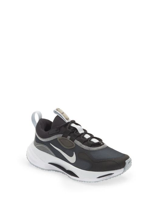 Nike Spark Sneaker in Black/Pure Platinum at