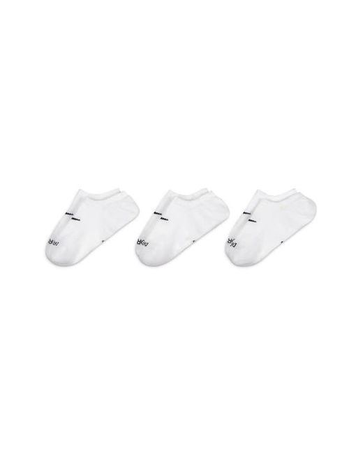 Nike 3-Pack Everyday Plus No-Show Socks in at