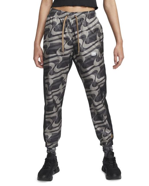 Nike Sportswear Icon Clash Woven Pants in Black/Driftwood at