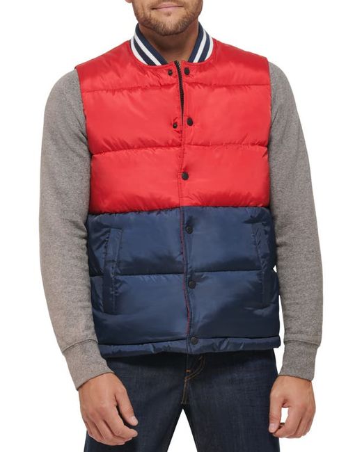 Levi's Puffer Vest in at