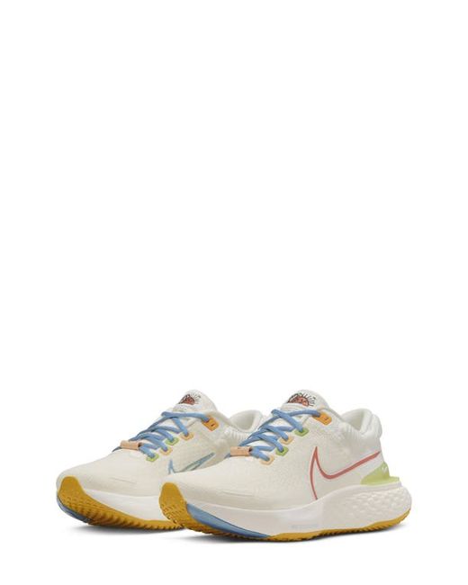 Nike ZoomX Invincible Running Shoe in Sail/Hot Curry at