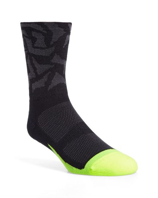 Feetures Cushioned Crew Socks in at