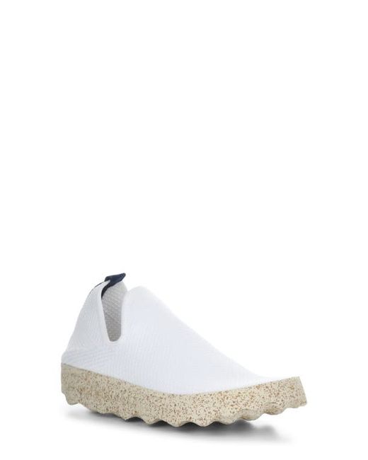 Asportuguesas By Fly London Care Sneaker in Cafe at