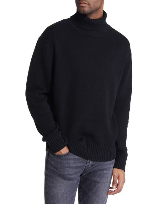 Frame Turtleneck Cashmere Sweater in at