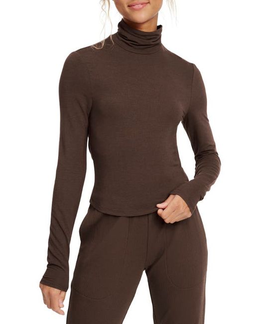 Splendid Everywhere Ruched Turtleneck Long Sleeve Top in at