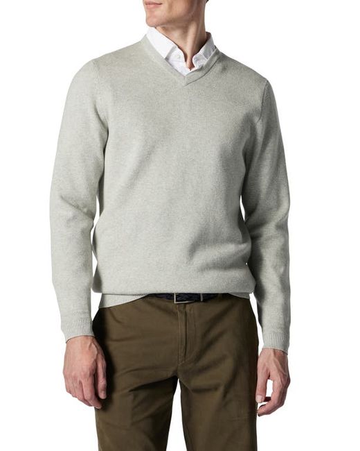 Rodd & Gunn Kelvin Grove Solid Supima Cotton V-Neck Sweater in at