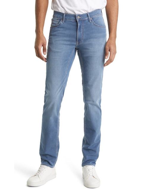 Brax Chuck Straight Leg Stretch Cotton Blend Jeans in at