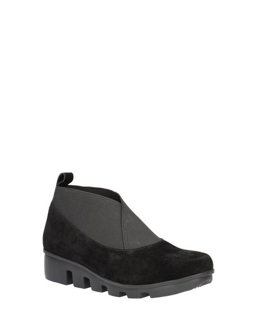 L' Amour Des Pieds Hashree Wedge Bootie in at