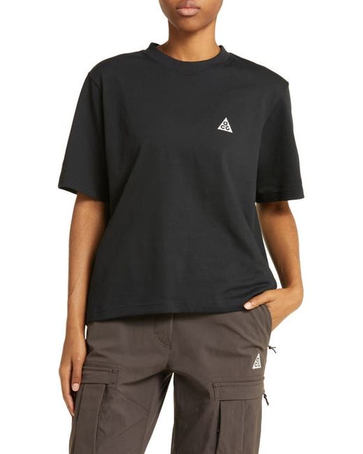 Nike ACG Performance T-Shirt in Black/Summit at