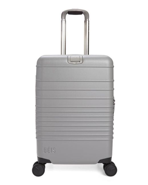 Béis The 21-Inch Rolling Spinner Suitcase in at