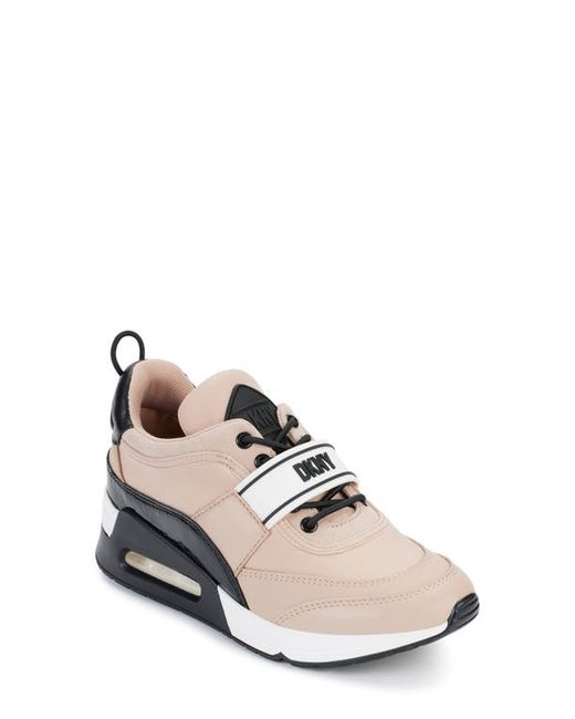 Dkny Aislin Sneaker in Gold Sand/Black at